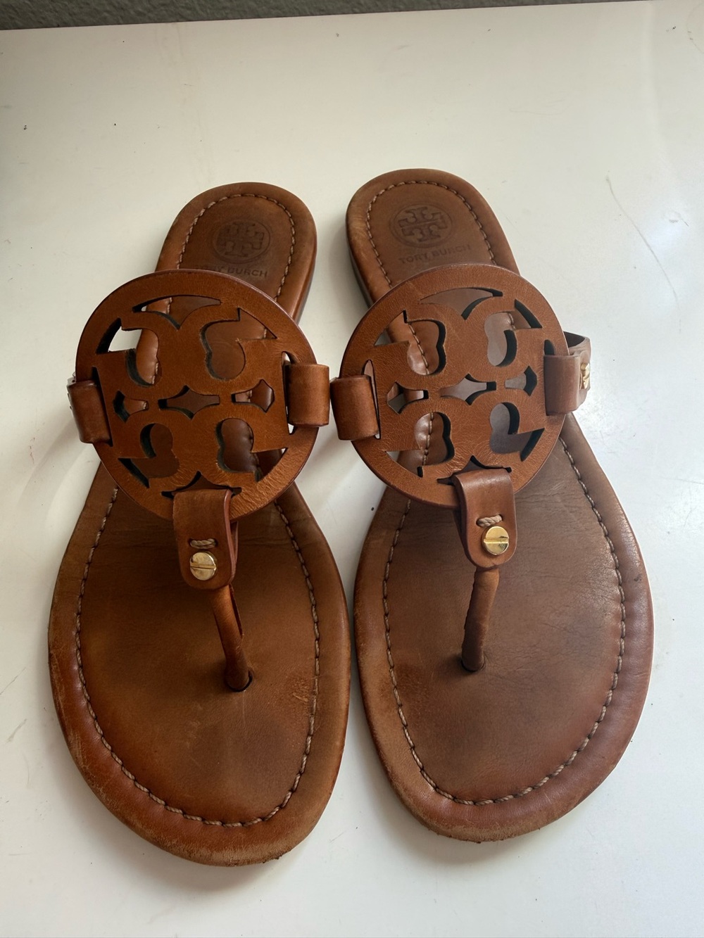 Tory Burch miller sandals size 7 Cognac Leather Logo Thong Sandals